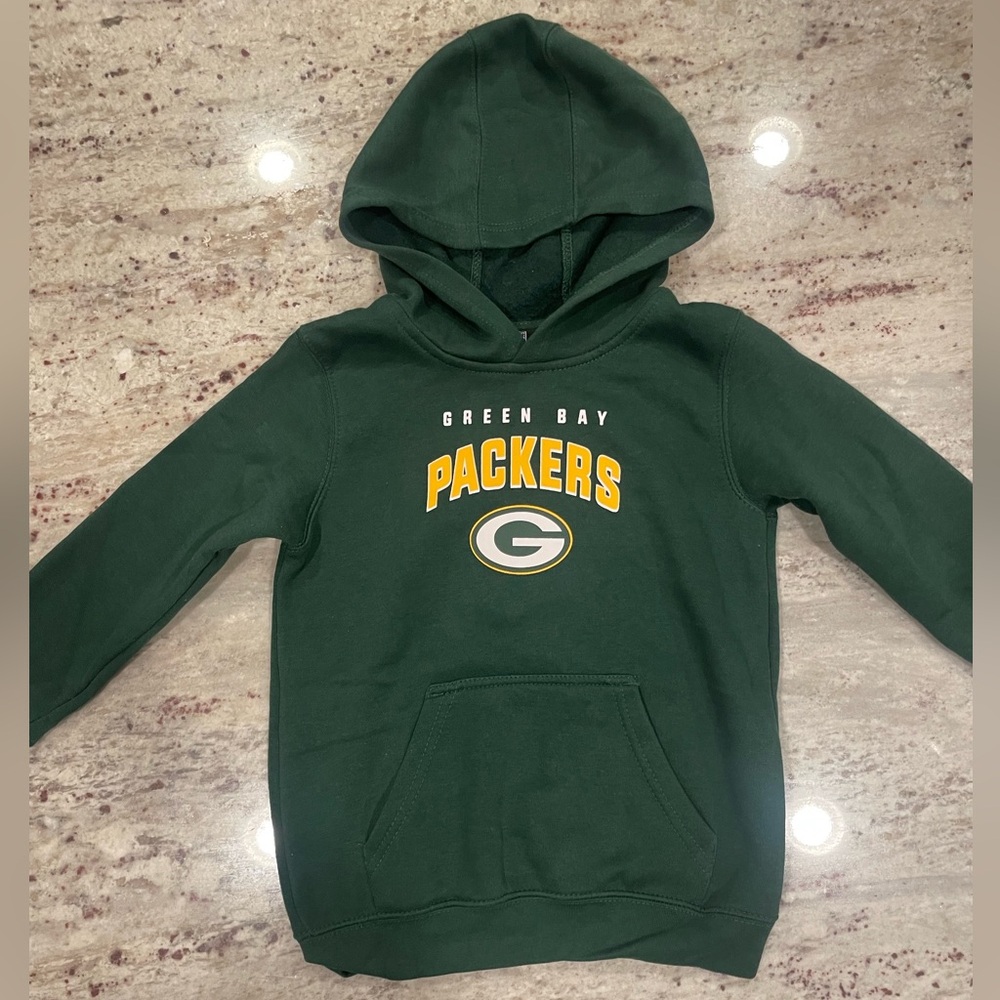 Green Bay Packers Kids Hoodie.  EUC.  Size youth 7.